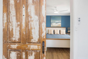 BJ Mick's Lakefront Apartment, Forster